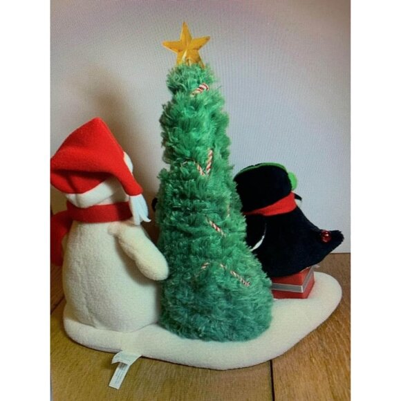 Hallmark Jingle Pals Musical Christmas Snowman & Penguin Trio with Tree 2006 - Picture 2 of 7